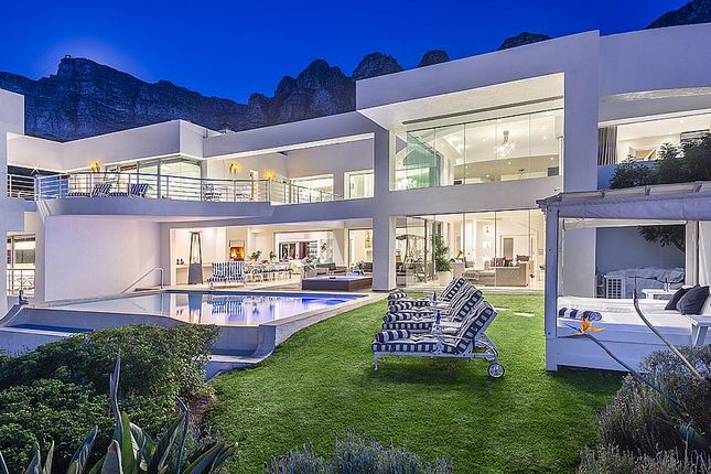 Villa for sale in 13 1st Cres St, Camps Bay, Cape Town, 8040, South Africa
