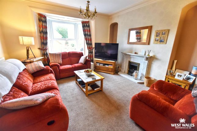 Hill House 8, Holyland Road, Pembroke photo 2