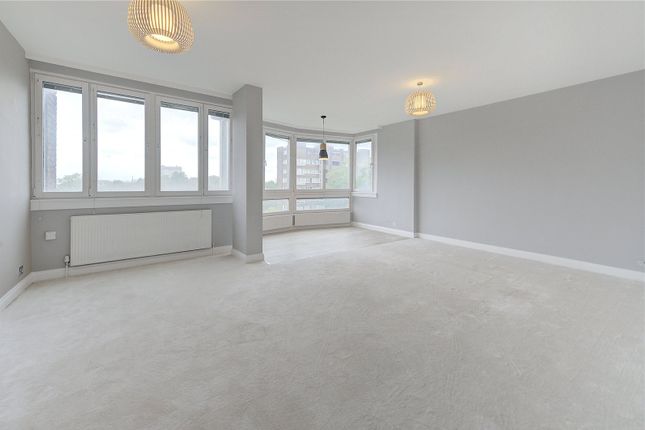 Thumbnail Flat for sale in Norfolk Crescent, London