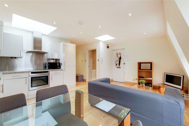 Thumbnail Flat to rent in Nassau Street, Fitzrovia, London