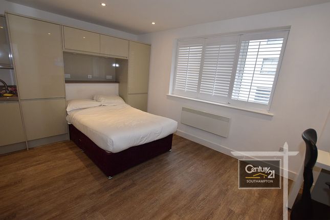 Thumbnail Studio to rent in |Ref: R205897|, Canute Road, Southampton