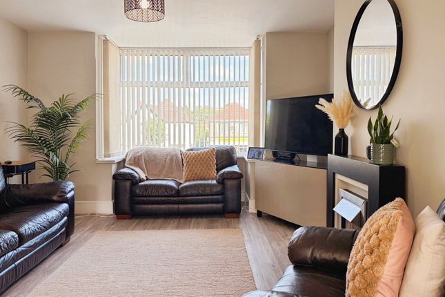3, Hengrove Lane, Bristol photo 3