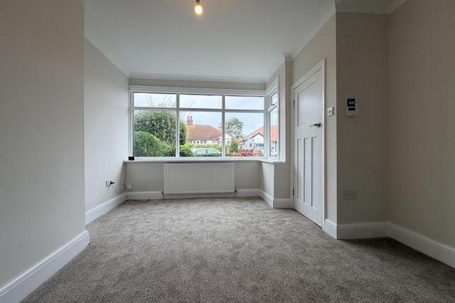44, Bryning Avenue, Blackpool photo 3