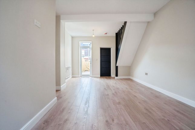 21, Foster Street, Widnes photo 4