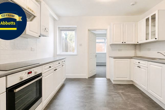 2, Loughton photo 4