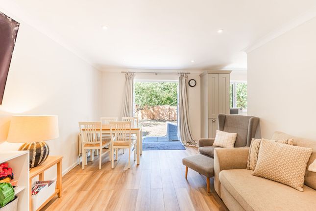 17 Rowan Way, Holt photo 3