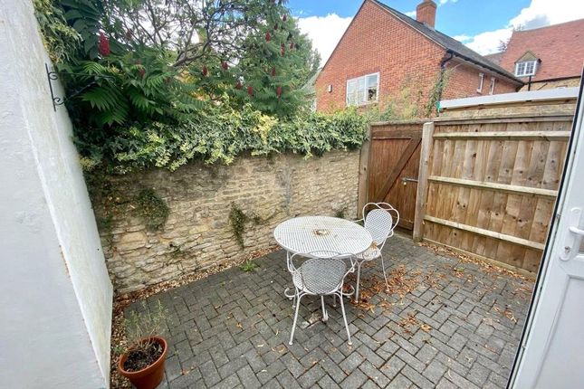 1, Church Lane, Bicester photo 4