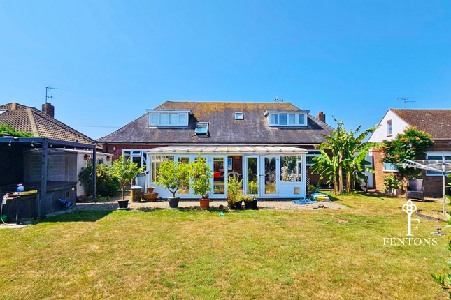 14, Audley Way, Frinton-on-Sea photo 3
