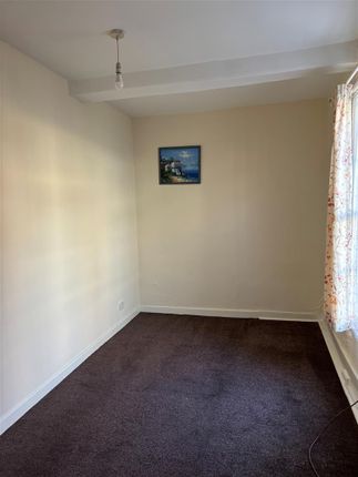 Flat 2a, 4 Church Street, Leominster photo 4