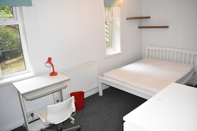 Thumbnail Flat to rent in Cornwallis Crescent, Portsmouth