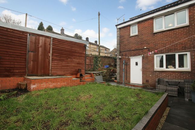 290 Calderbrook Road, Littleborough photo 4