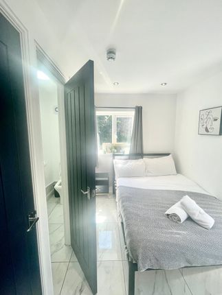 Room 3, 13, Brunswick Street, Swansea photo 2