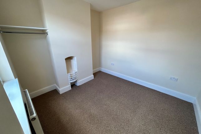 11, Oxford Terrace, Gloucester photo 5