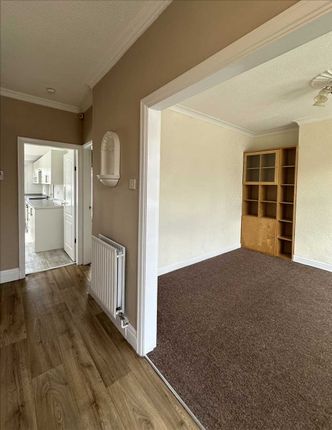 12, Newland Avenue, Scunthorpe photo 3