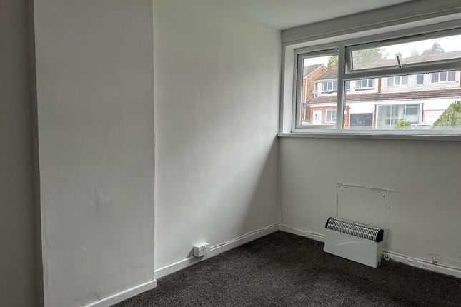 45, Steepwood Croft, Birmingham photo 5