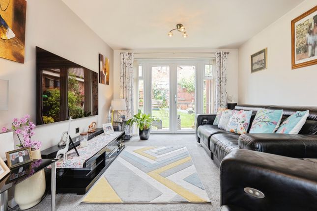 2, Bluebell Way, Coalville photo 3