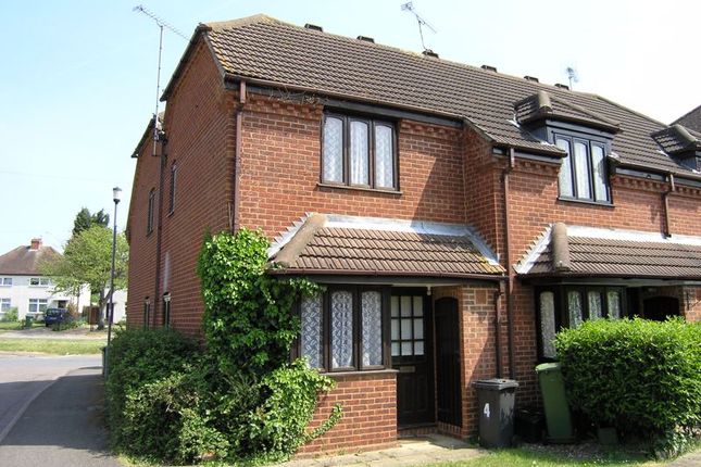 Thumbnail Terraced house to rent in Berwick Close, Marlow