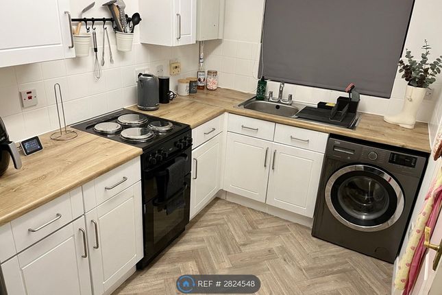 Mulberry Close, Taunton photo 4