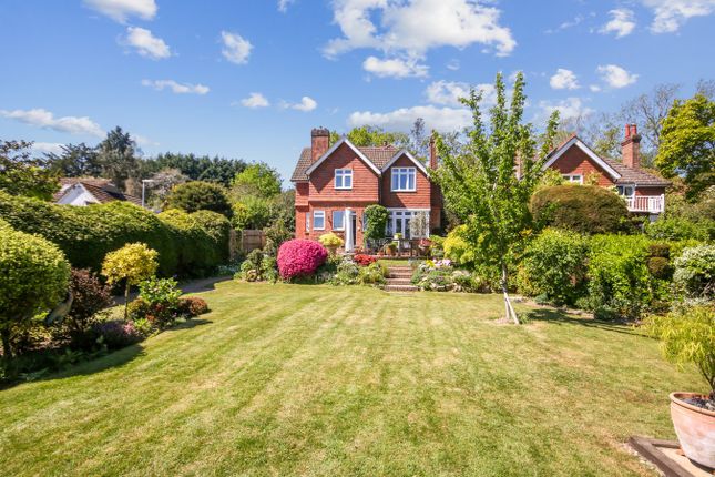 Edale, Lingfield Road, East Grinstead photo 2