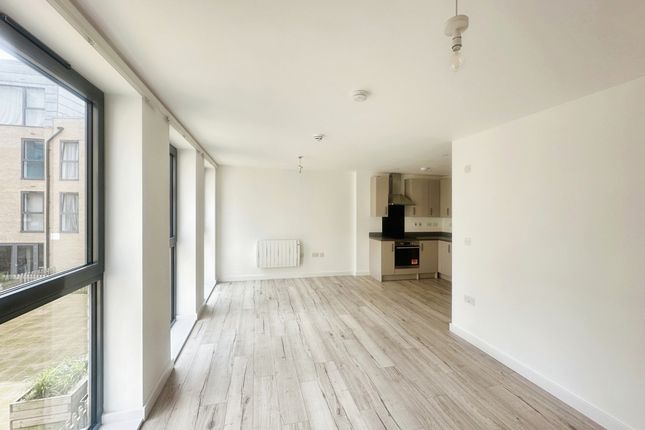 Flat to rent in Upper Stone Street, Maidstone