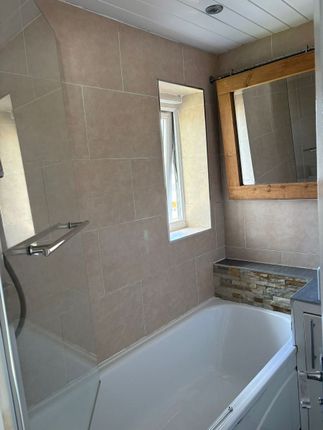 323 Longmoor Lane, Liverpool photo 4