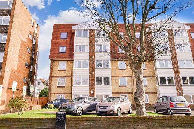 Flat for sale in Victoria Road North, Southsea, Hampshire