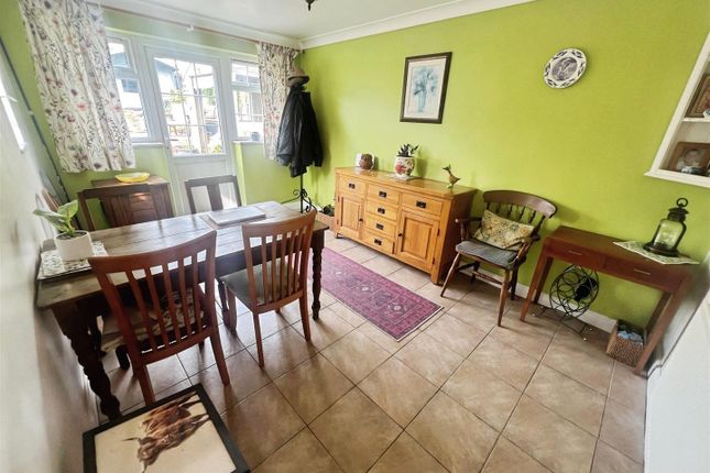 2-bed semi-detached on 150, Hall Road, Lowestoft, £260,000