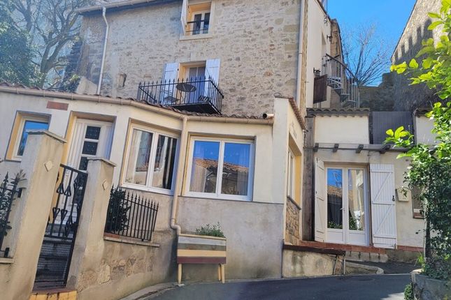 Property for sale in Castelnau-De-Guers, Languedoc-Roussillon, 34120, France