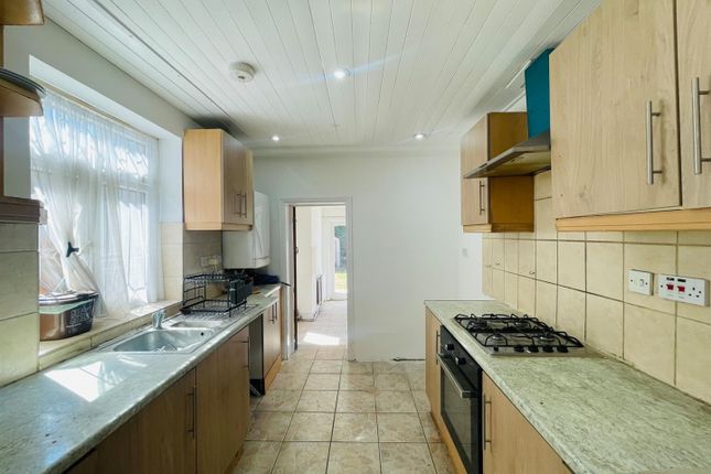 165, Fulbourne Road, London photo 4