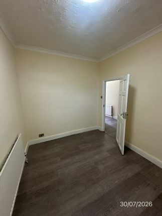 8, Rixsen Road, London photo 5