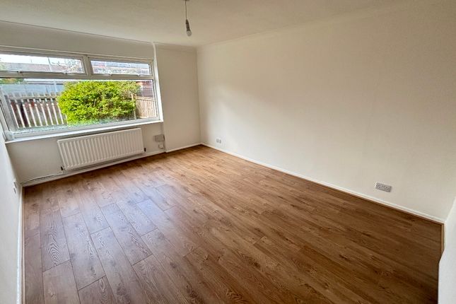 43 Newby Drive, Liverpool photo 3