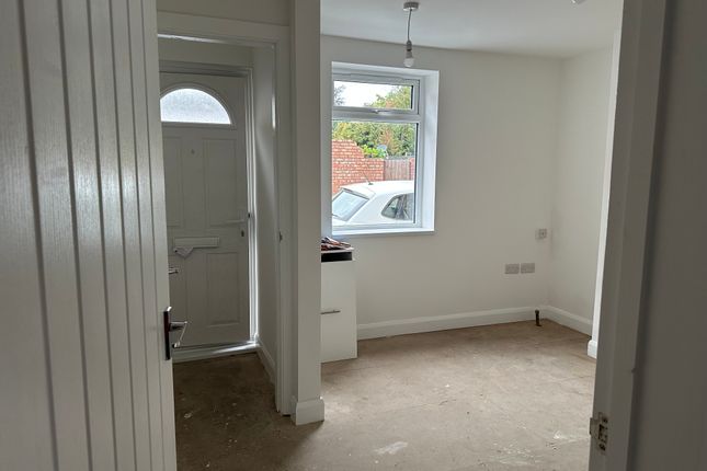 4, Daventry Terrace, Gloucester photo 2