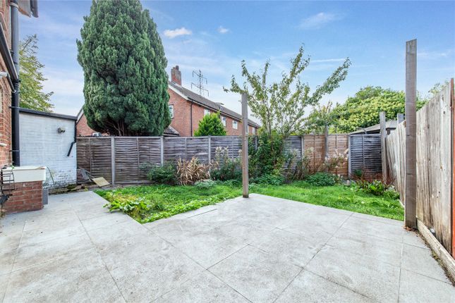 19, Elm Crescent, West Malling photo 4