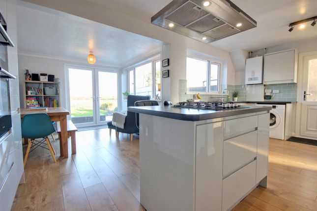 10, Balk Close, Leven photo 2