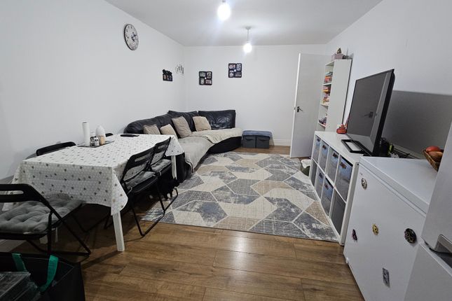 Flat 1, 498, Kenton Road, Kenton photo 3