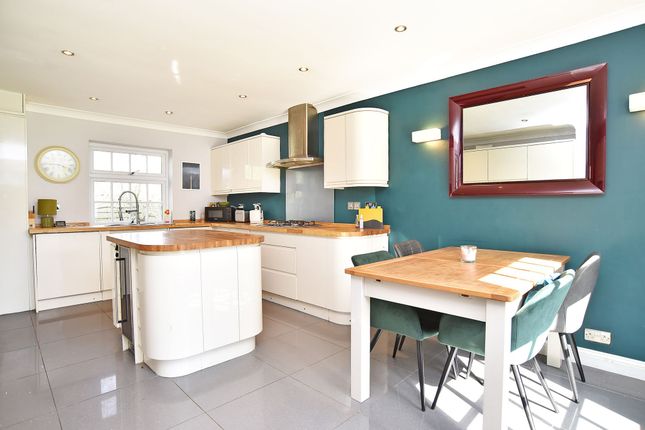 5 St. Magnus Court Cold Bath Road, Harrogate photo 3
