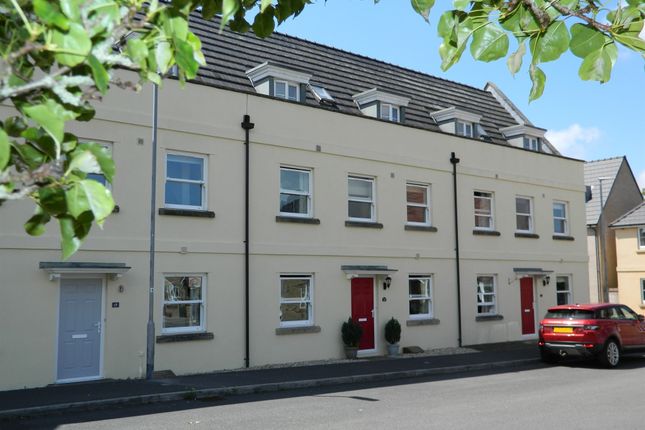 Thumbnail Town house for sale in Oak Drive, Crewkerne