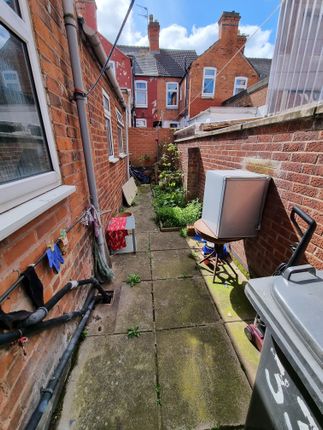 Terraced house for sale in Grove Road, Leicester