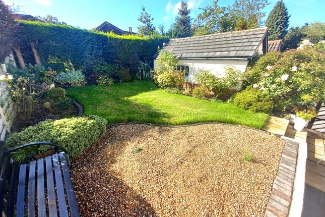 6A,, Shadwell Walk, West Yorkshire photo 3