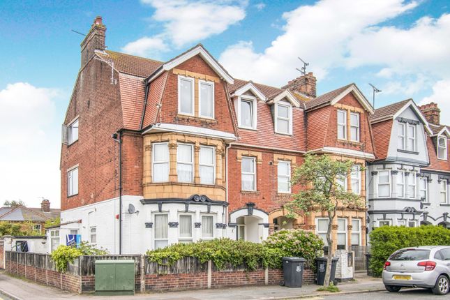 1 Bed Flat To Rent In Clarence Road Gorleston Great