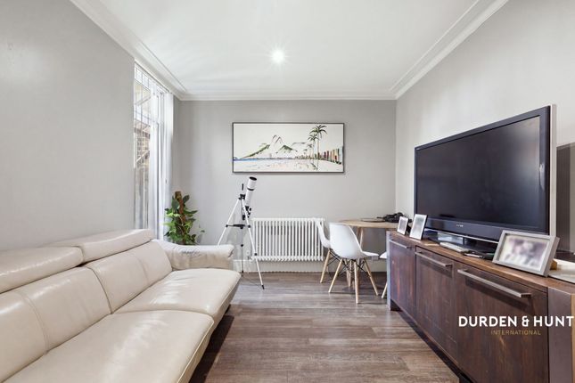 167 Prospect Road, Woodford Green photo 3