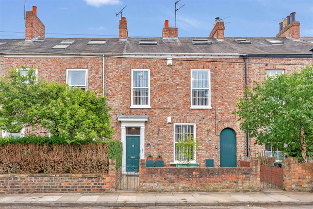 Thumbnail Property for sale in Belle Vue Street, York