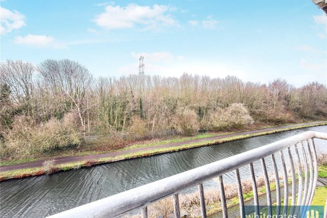 21, Canal View Court, Litherland photo 2