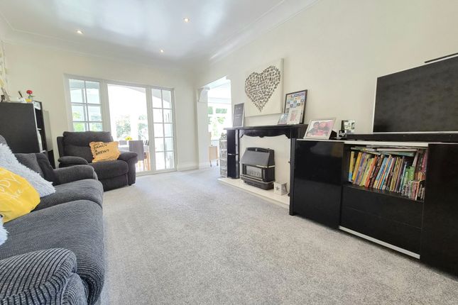 217, Normoss Road, Blackpool photo 3