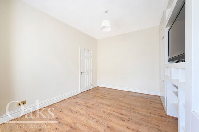 59, Beechwood Avenue, Surrey photo 2