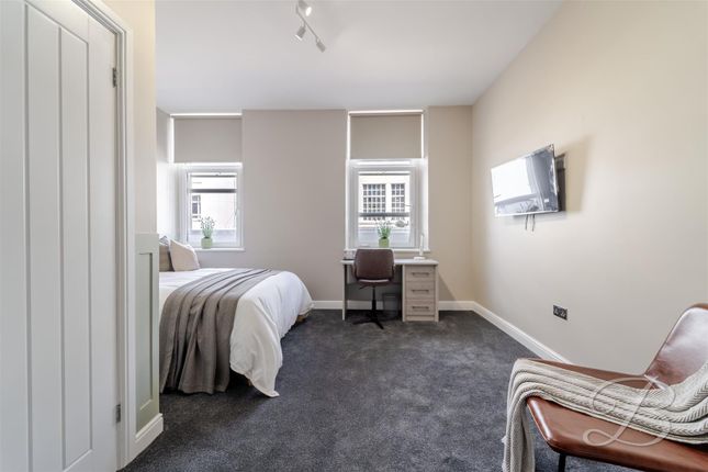 Room 2, 9-11, West Gate, Mansfield photo 4