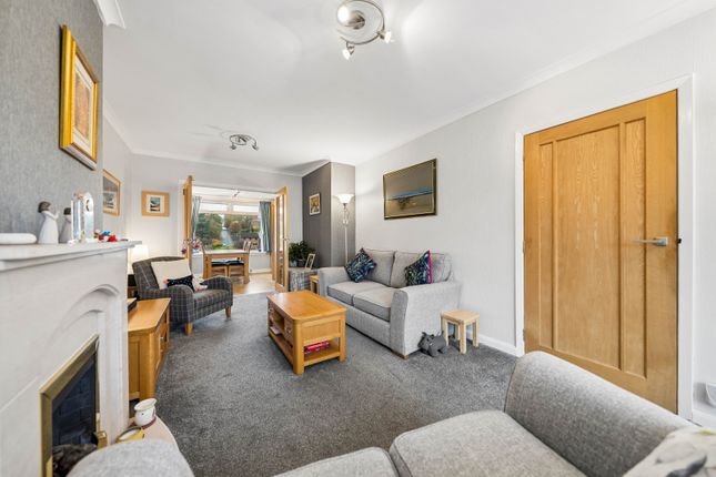 206 Terregles Avenue, Glasgow photo 4