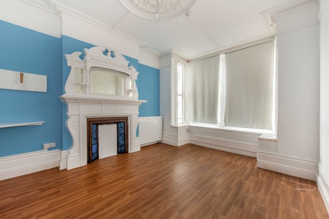 47 Festing Grove, Southsea photo 3