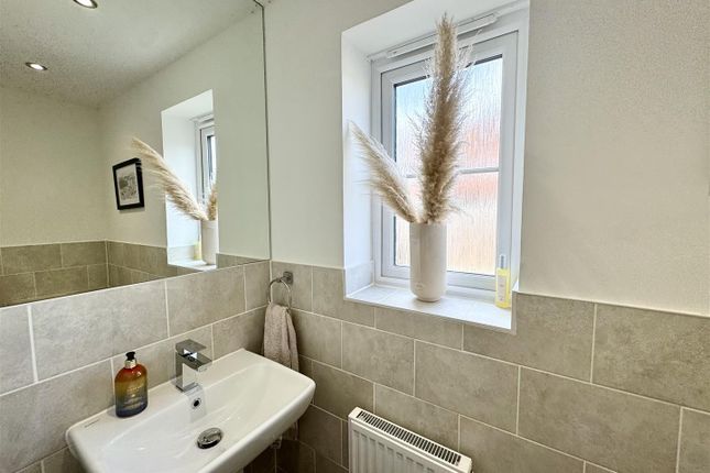 Cloakroom/WC