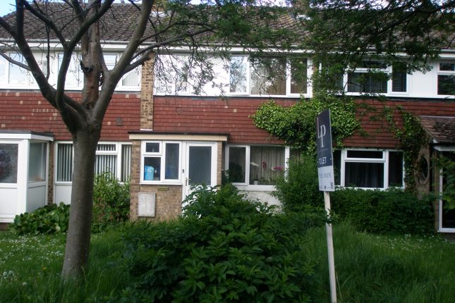 Terraced house to rent in Brickly Road, Luton